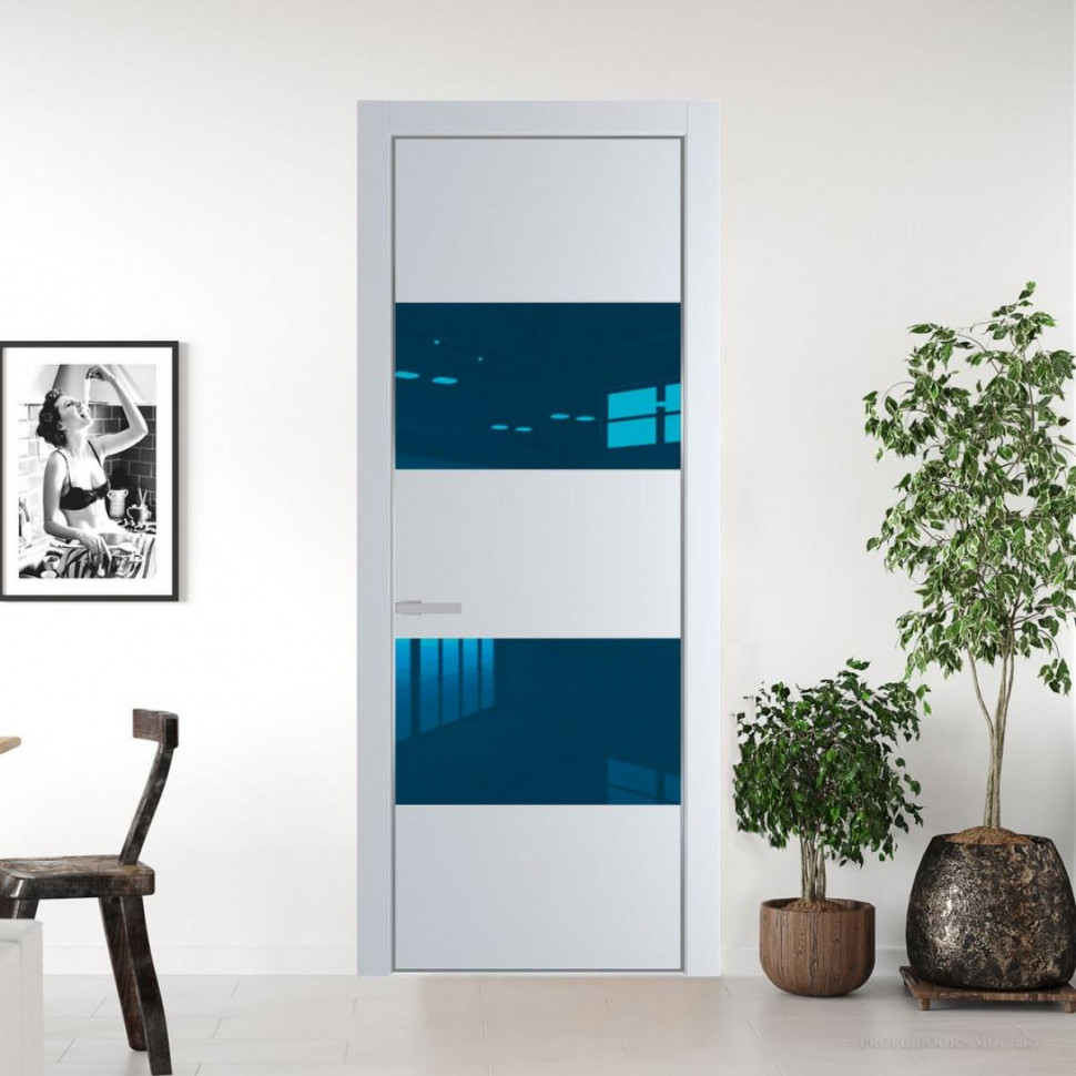 Межкомнатная дверь ProfilDoors 22 PE с вставкой из стекла зеркало blue Вайт с алюминиевой кромкой Серебро