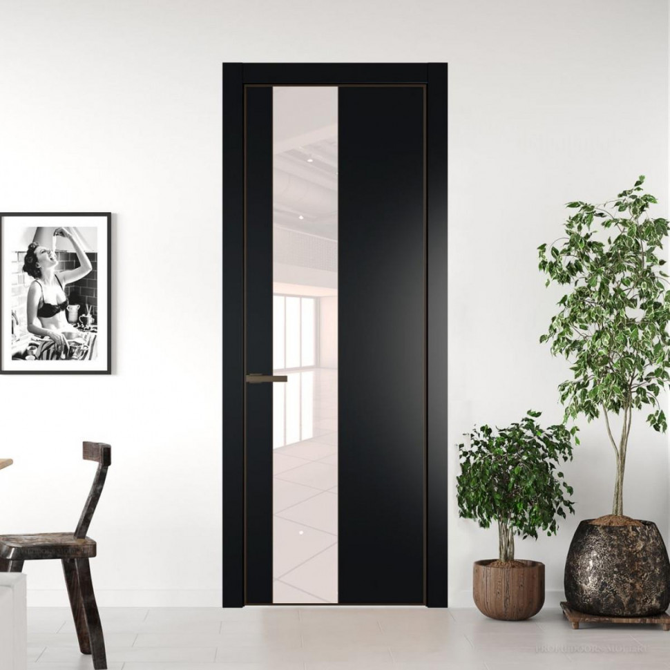 Межкомнатная дверь ProfilDoors 19 PE с вставкой из стекла перламутровый лак Блэк с алюминиевой кромкой Деорэ