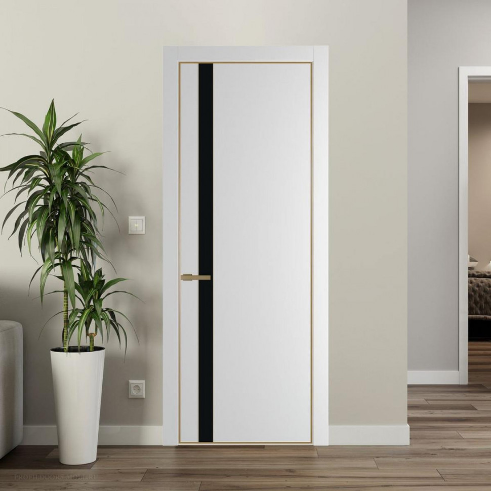 Межкомнатная дверь ProfilDoors 18 PE с вставкой из стекла монохром черный Крем Вайт с алюминиевой кромкой Золото